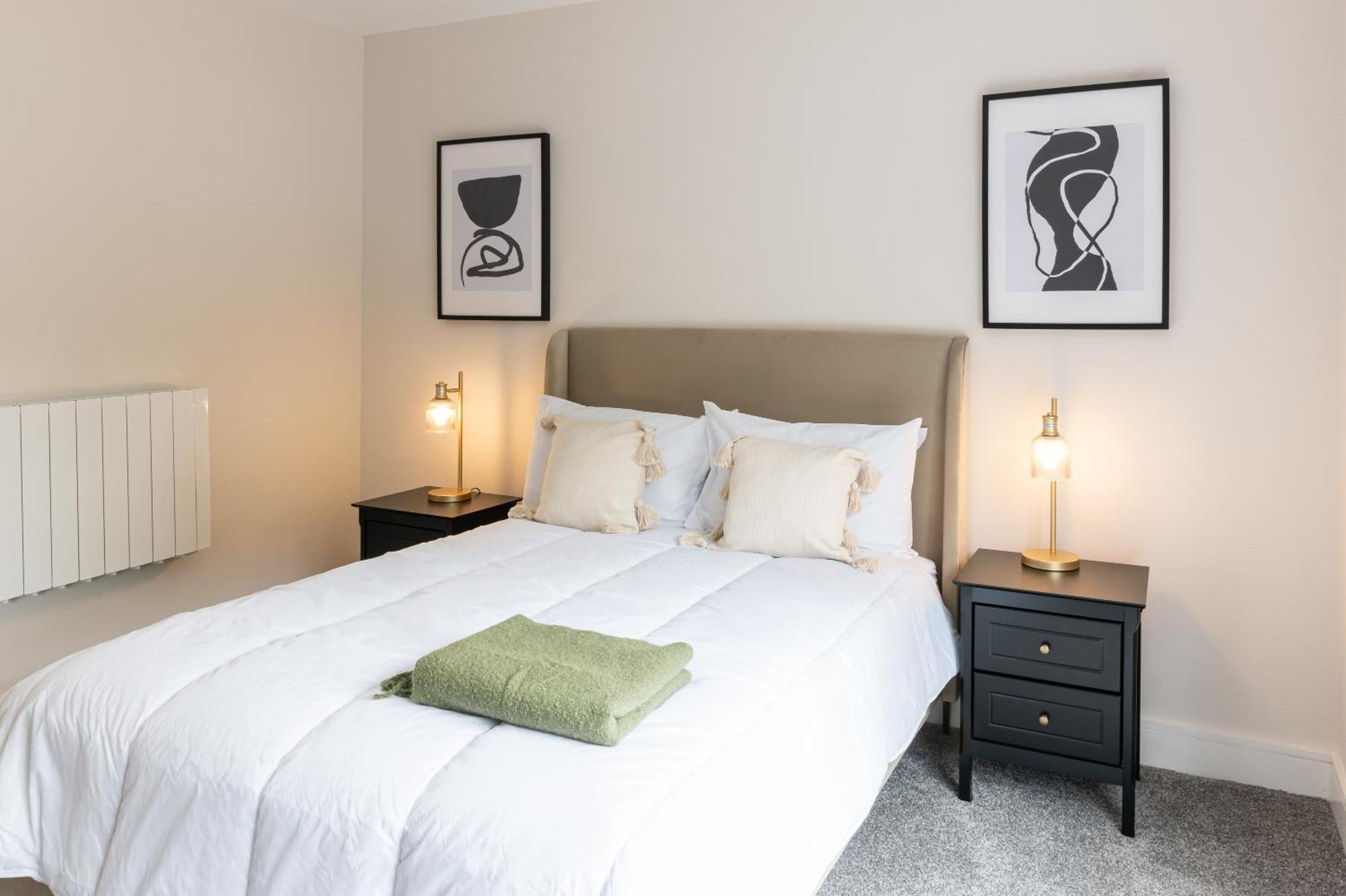 Luxury 4br Centre House - Free Parking Holiday home