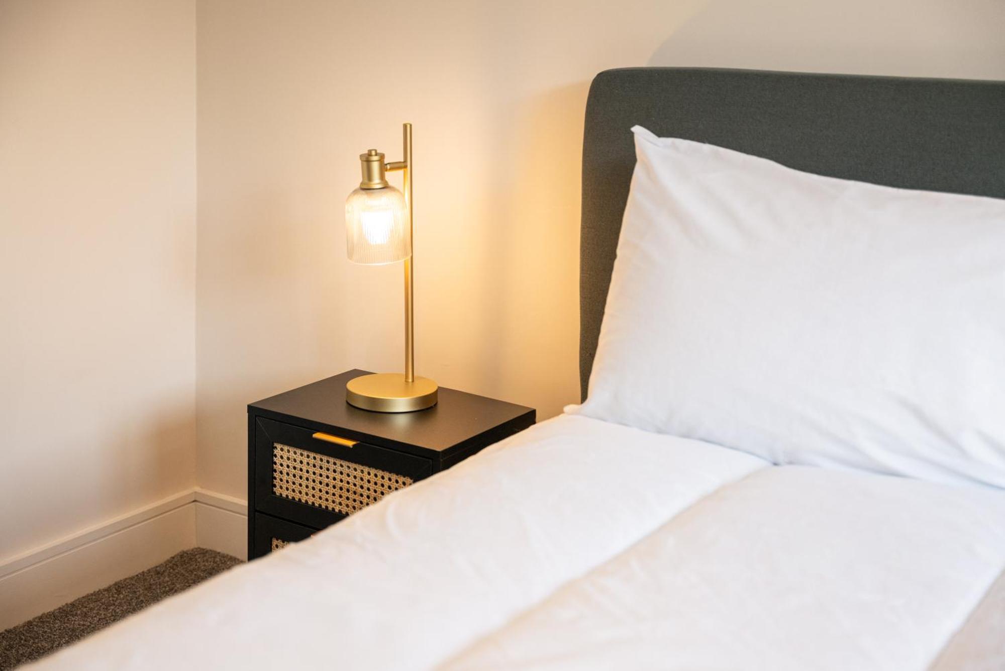 Luxury 4br Centre House - Free Parking * Liverpool