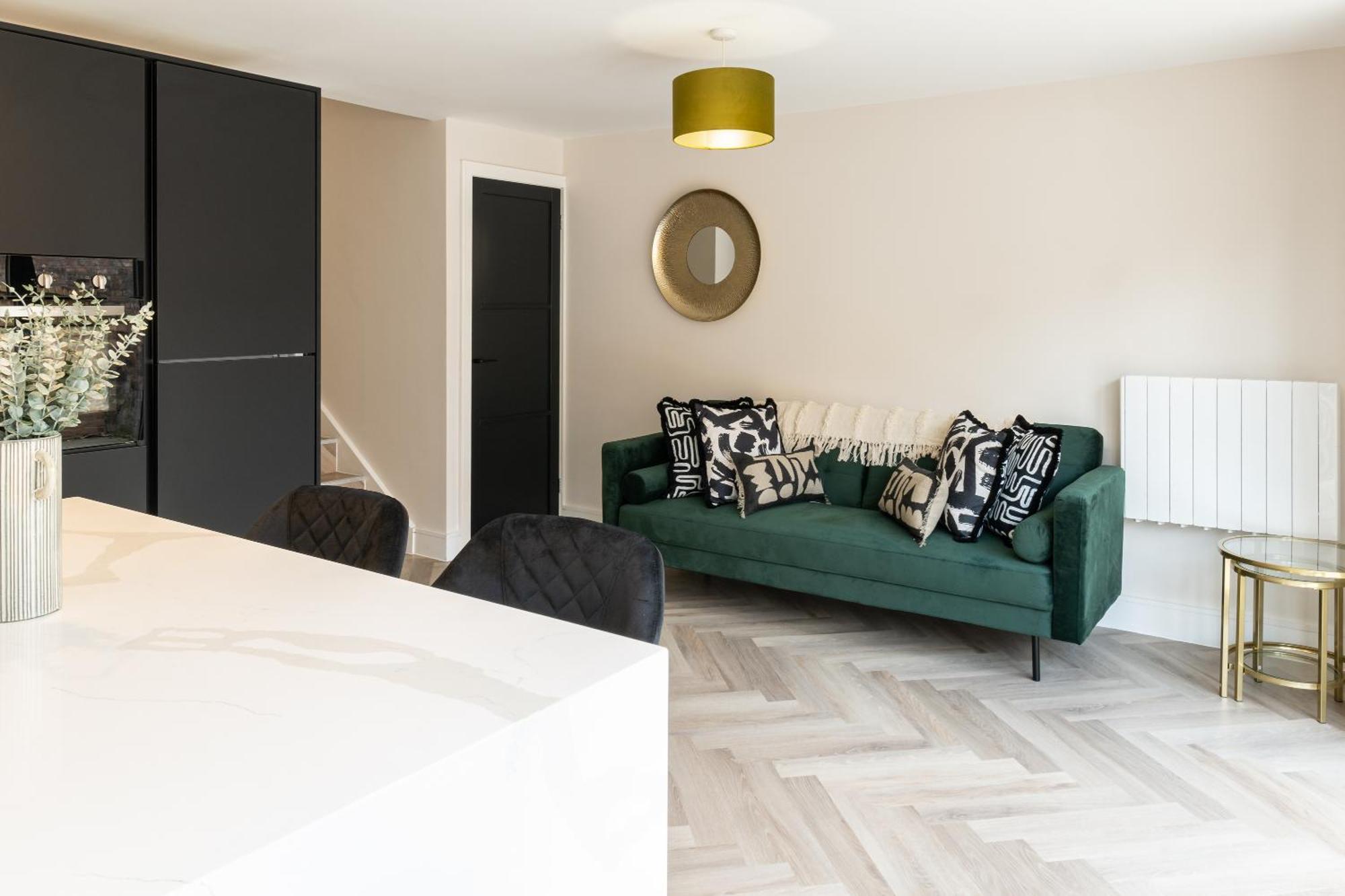 Luxury 4br Centre House - Free Parking * Liverpool