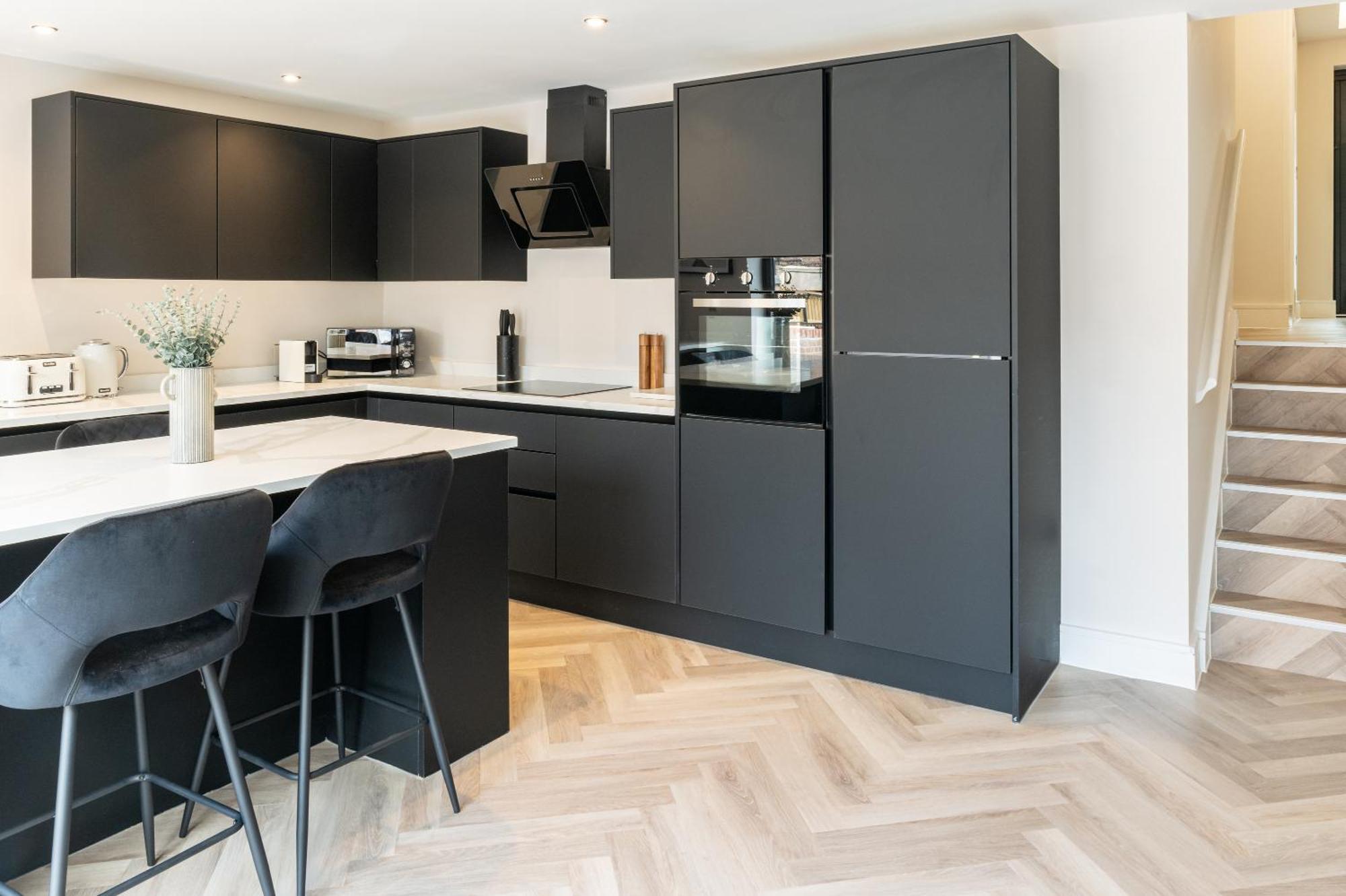 Luxury 4br Centre House - Free Parking * Liverpool